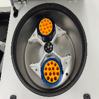 Eppendorf 5810 R Refrigerated Centrifuge image 1